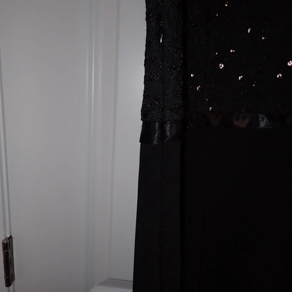 Justin Taylor Black Dress Size 16 - Picture 7 of 11